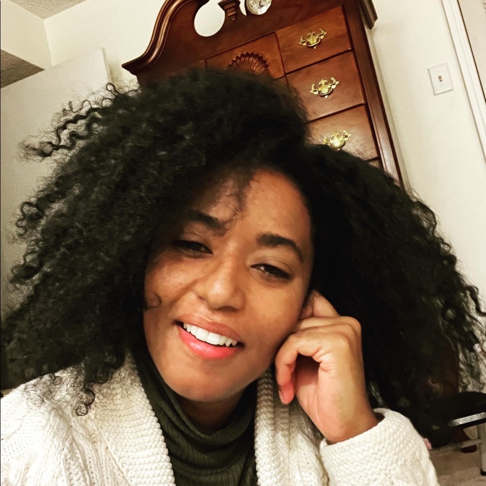 Meet your Posher, Ashley